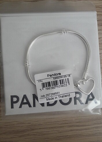Pandora Moments Kalp Kilitli Zincir Bileklik 