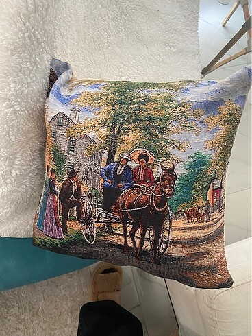 Zara Home Goblen dokuma kırlent