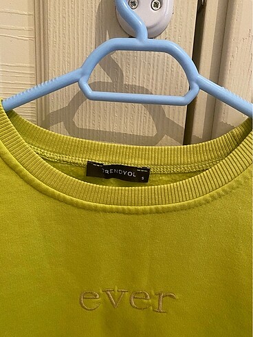 Bershka Fıstık Yeşili Crop Sweatshirt