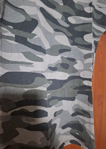 Silvia marka Kamuflaj desenli L/XLbeden tişört - Görsel 7