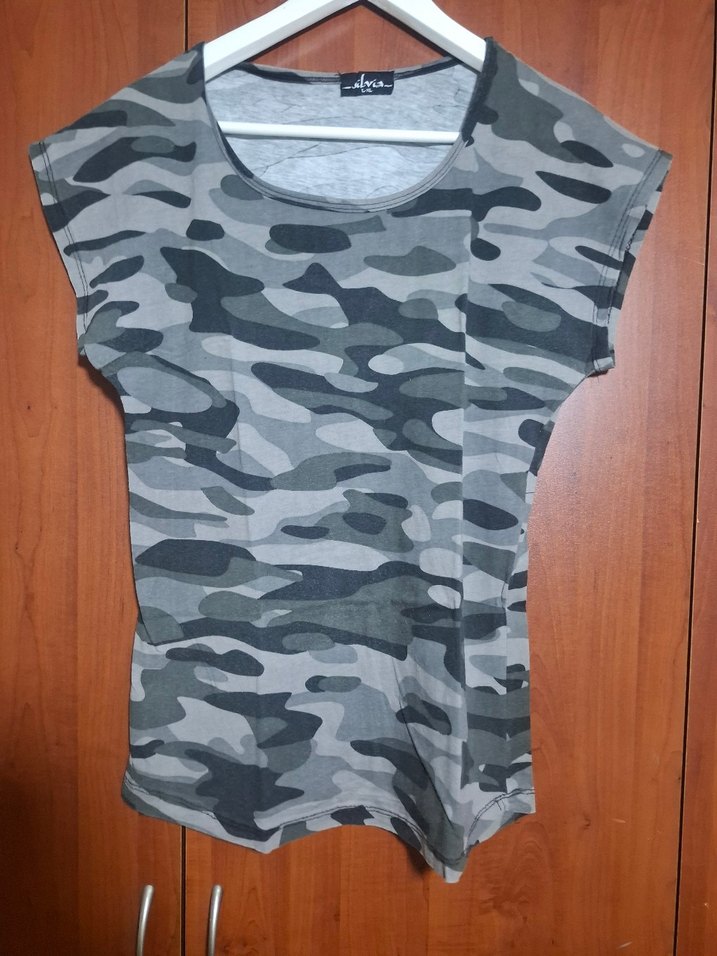 Silvia marka Kamuflaj desenli L/XLbeden tişört - Görsel 2