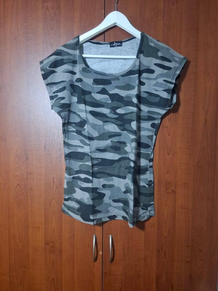 Silvia marka Kamuflaj desenli L/XLbeden tişört - Görsel 3