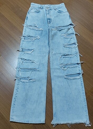 BERSKA DENIM YIRTIK TARZ JEANS