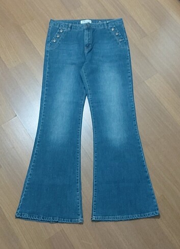K/32..Koton ispanyol paça sıfır jeans pantolon