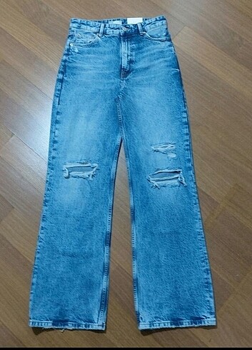 38 Beden mavi Renk Bershka Denim Claudra Wide Etiketli Jeans Pantolon