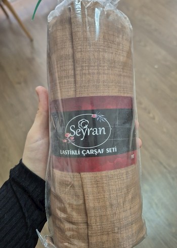 Seyran Lastikli Bej Desenli Çarşaf Seti