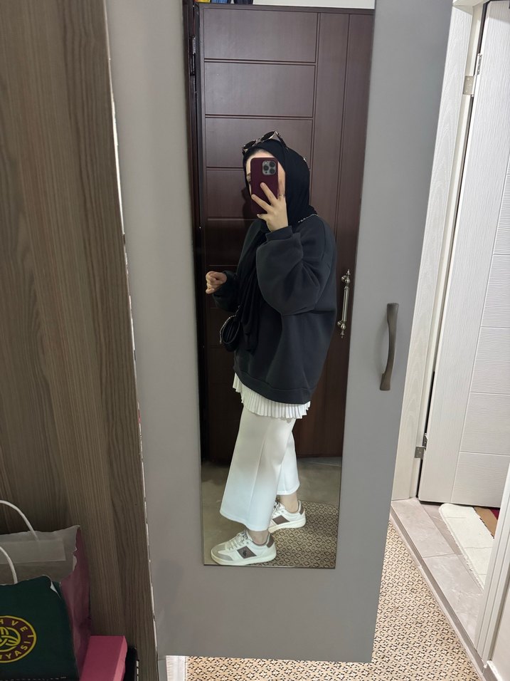 Füme Yüksek Yakalı Kadın Sweatshirt - Görsel 3