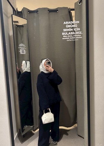 Lacivert Yüksek Yakalı Kadın Sweatshirt - Görsel 3