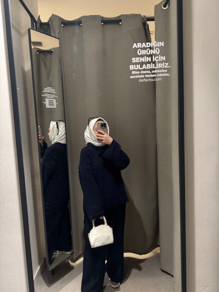 Lacivert  Yüksek Yakalı Kadın Sweatshirt - Görsel 3