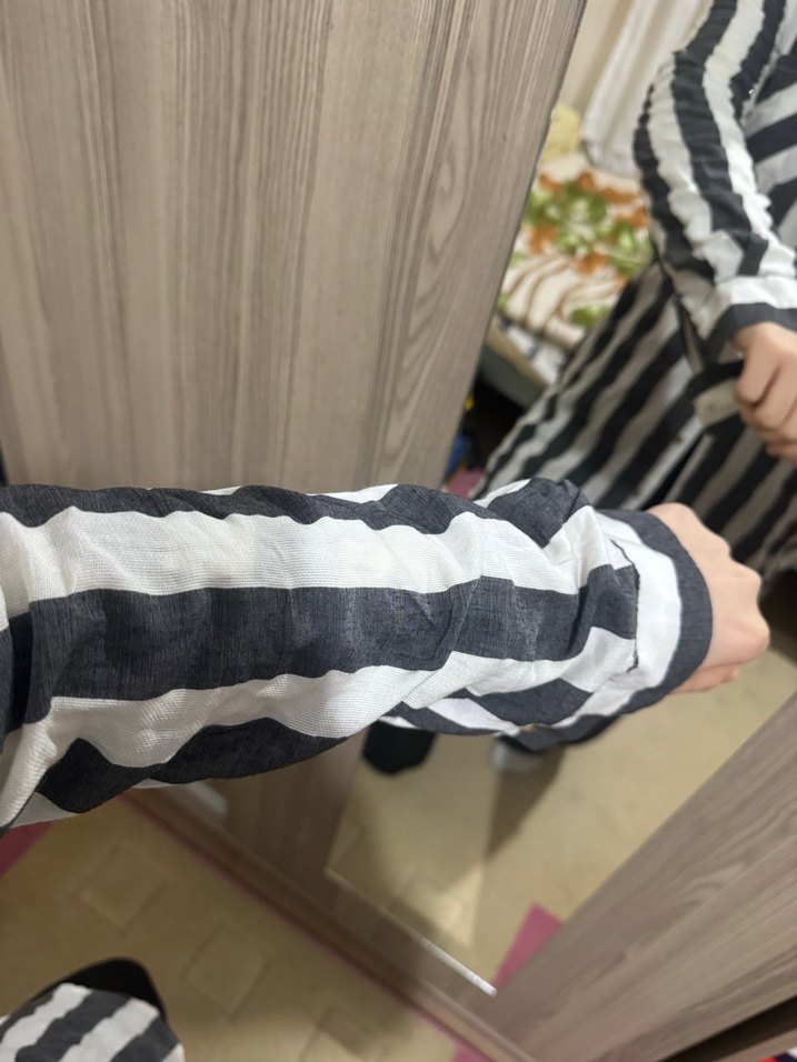 Düğmeli Uzun Kollu Gri Zebra Desenli Gömlek - Görsel 4