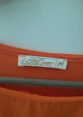 Turuncu Saten Kolsuz Bluz - Görsel 3