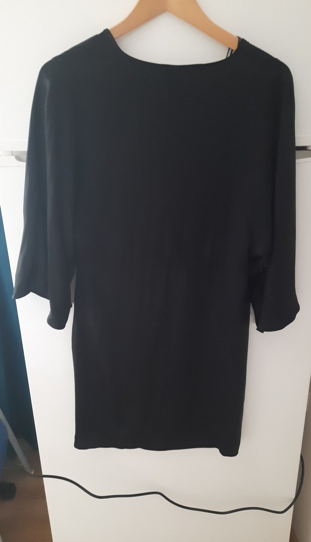 Siyah V Yaka Dökümlü Kadın Bluz - Görsel 2