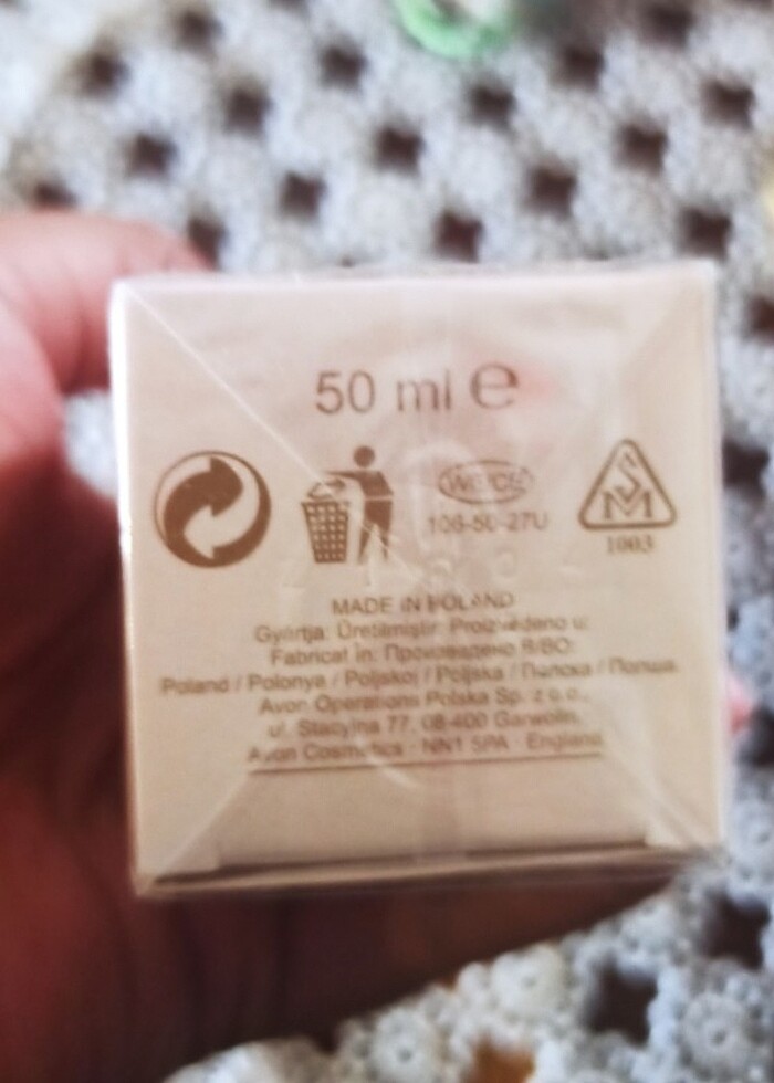 Avon tomorrow parfüm - Görsel 3