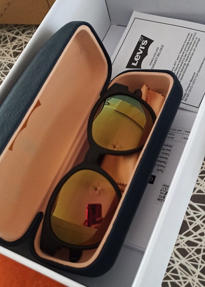 Levis güneş gözlüğü  - Görsel 5