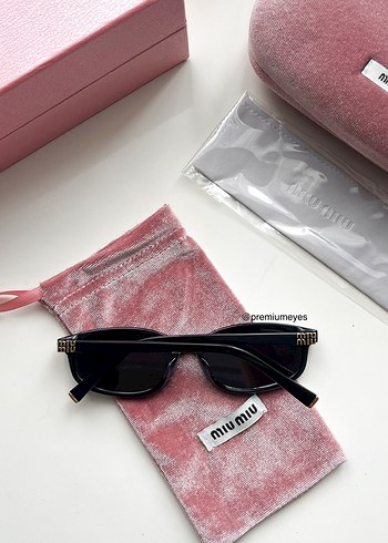 Miu Miu Siyah Kadın Güneş Gözlüğü - Görsel 11