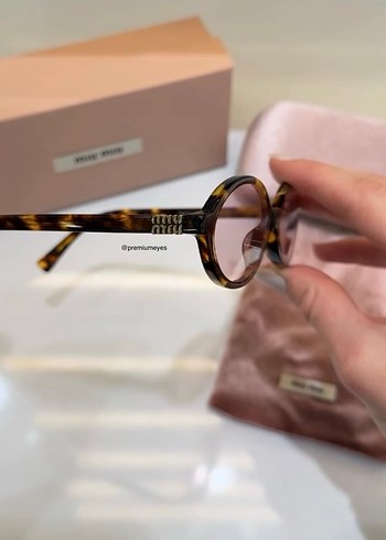 Miu Miu Leopar Kadın Gözlük - Görsel 2