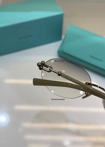 Tiffany & Co. Bej Şeffaf Kadın Gözlüğü - Görsel 4