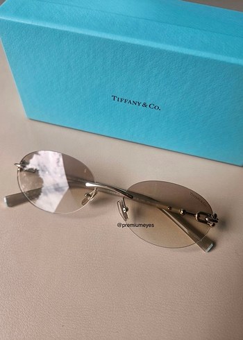 Tiffany & Co güneş gözlüğü - Görsel 8