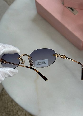 Miu Miu Kadın  Gözlük - Görsel 3