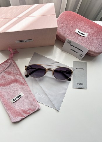 Miu Miu güneş gözlüğü - Görsel 10