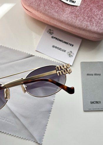 Miu Miu güneş gözlüğü - Görsel 14