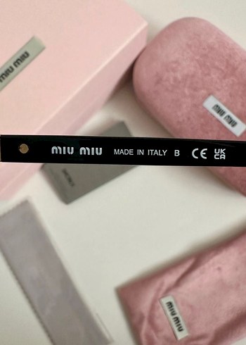 Miu Miu Siyah Kadın Güneş Gözlüğü - Görsel 3