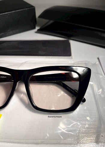 Yves saint laurent mica güneş gözlüğü - Görsel 4