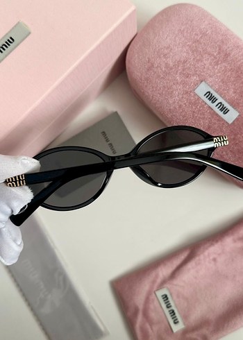 Miu Miu Siyah  Kadın Gözlüğü - Görsel 2