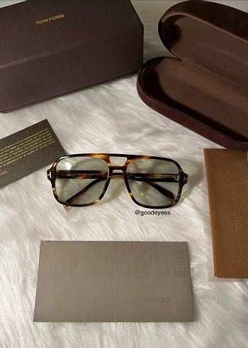 Tom ford falconer gözlük - Görsel 16