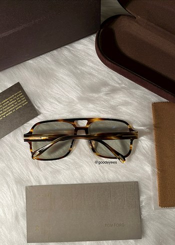 Tom ford falconer gözlük - Görsel 19