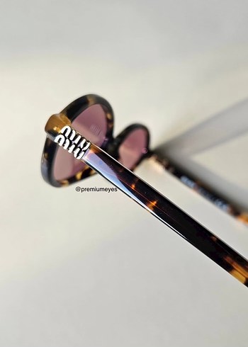 Miu Miu güneş gözlüğü - Görsel 7