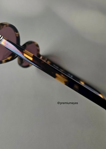 Miu Miu güneş gözlüğü - Görsel 2