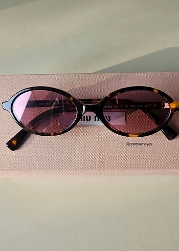 Miu Miu güneş gözlüğü - Görsel 5
