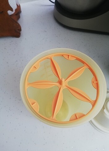 Tupperware Tupperware 