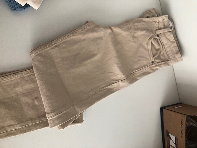 Stradivarius mom fit
