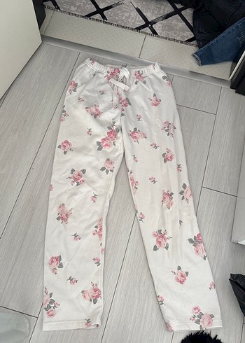 Çiçek Desenli Rahat Pamuklu Kadın Pantolon