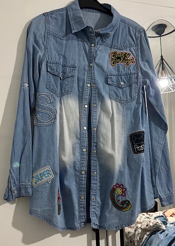 Nakışlı Mavi Denim Kadın Gömlek