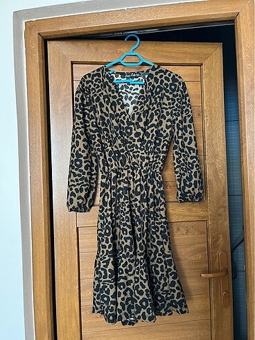 Leopar desen elbise