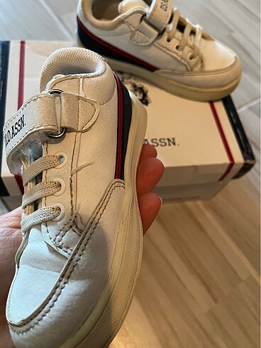 26 Beden Çocuk Spor Ayakkabı