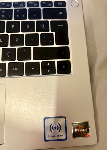 Beden Renk Huawei D14 Silver Laptop - 8GB RAM, 477GB Depolama