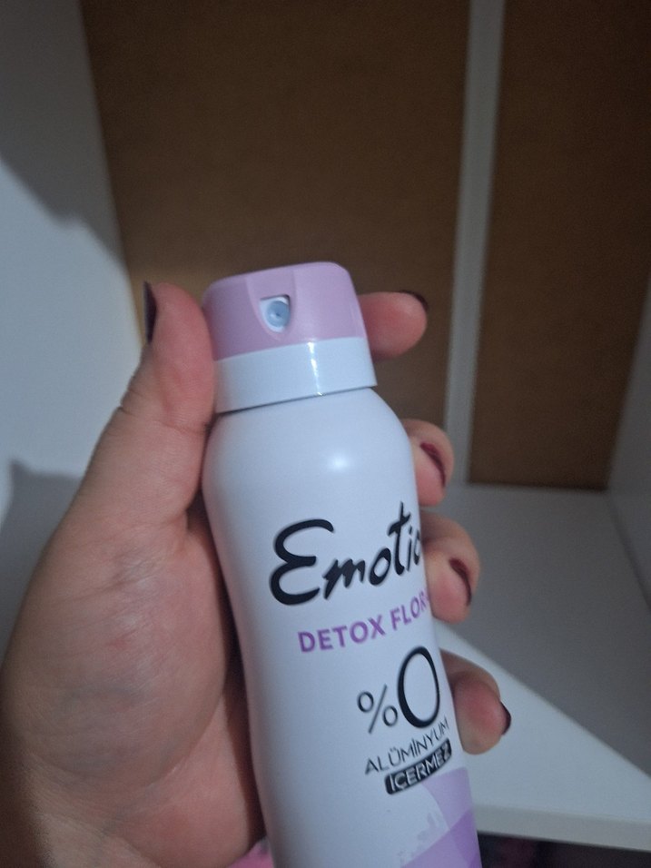 Emotion Detox Flora Alüminyumsuz Kadın Deodorant - Görsel 4