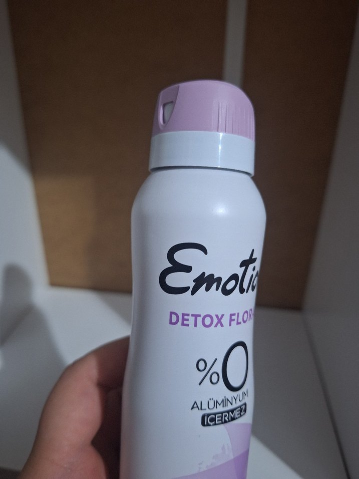 Emotion Detox Flora Alüminyumsuz Kadın Deodorant - Görsel 3