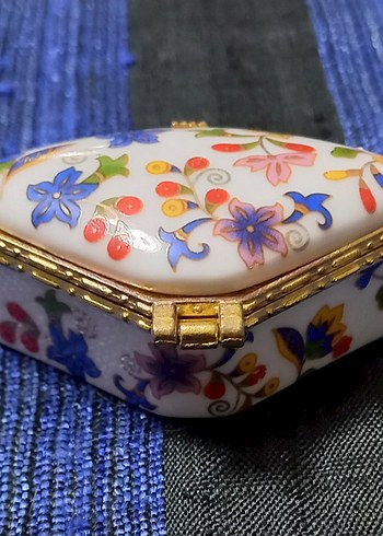 Çiçek Desenli Porselen Takı kutusu - Görsel 4
