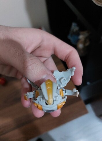 Beden Renk Bakugan Toplu