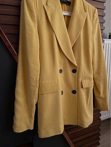 Zara Kruvaze yaka sarı blazer