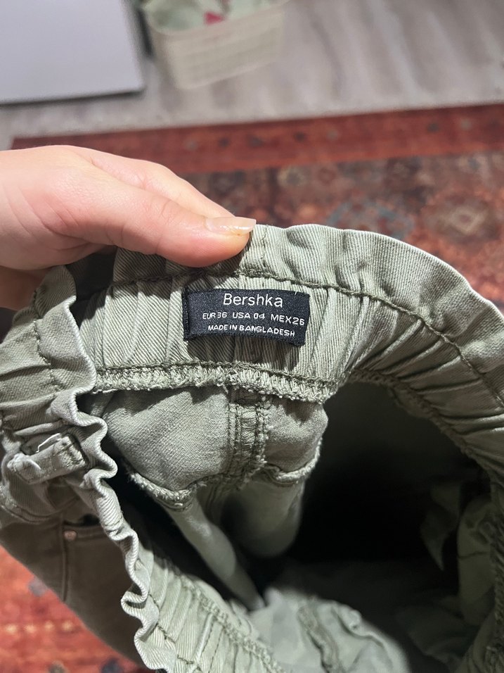 Bershka Kadın Haki Rengi Midi Boy Fit Pantolon - Görsel 3