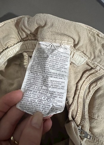 Krem rengi şort Zara - Görsel 5