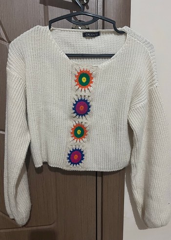 Nakışlı Bohem Kısa Triko Hırka - Görsel 2