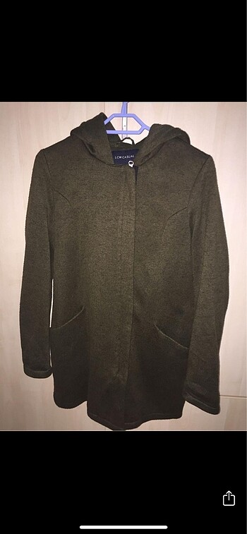 Zara Astarlı mont