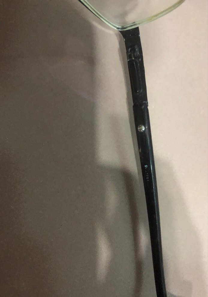 Şeffaf Bej Minimalist Kadın Gözlüğü - Görsel 3